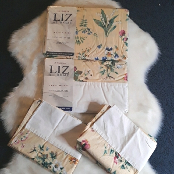 Liz Claiborne Other - 🆕️ NWT Liz Claiborne In Full Bloom Twin Sheet Set